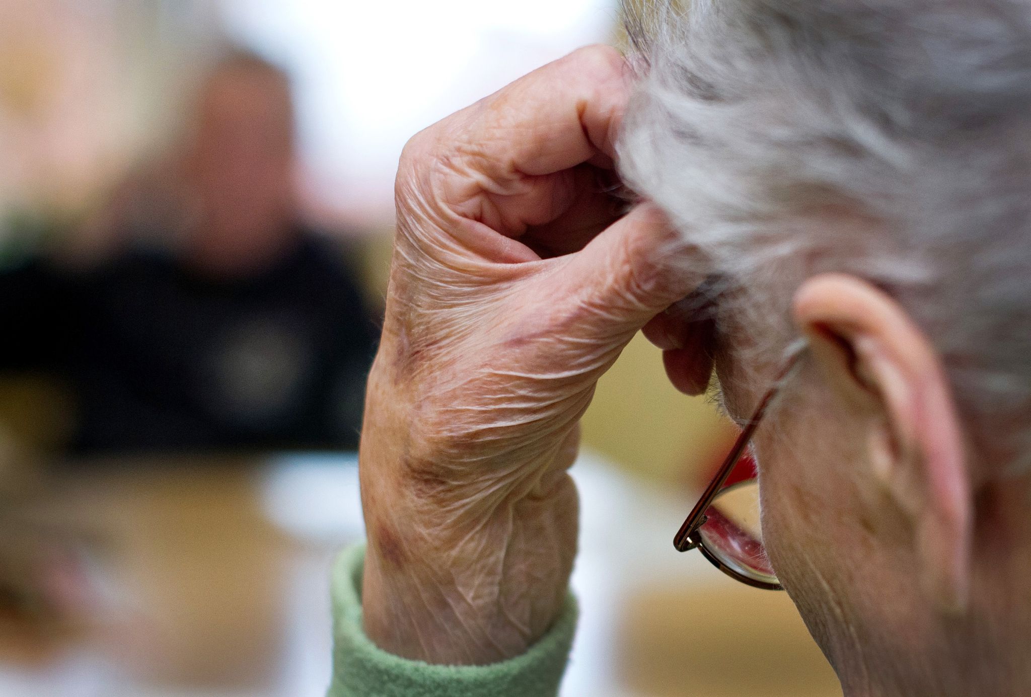 Anzeichen deuten: Nur Vergesslichkeit oder schon Alzheimer?