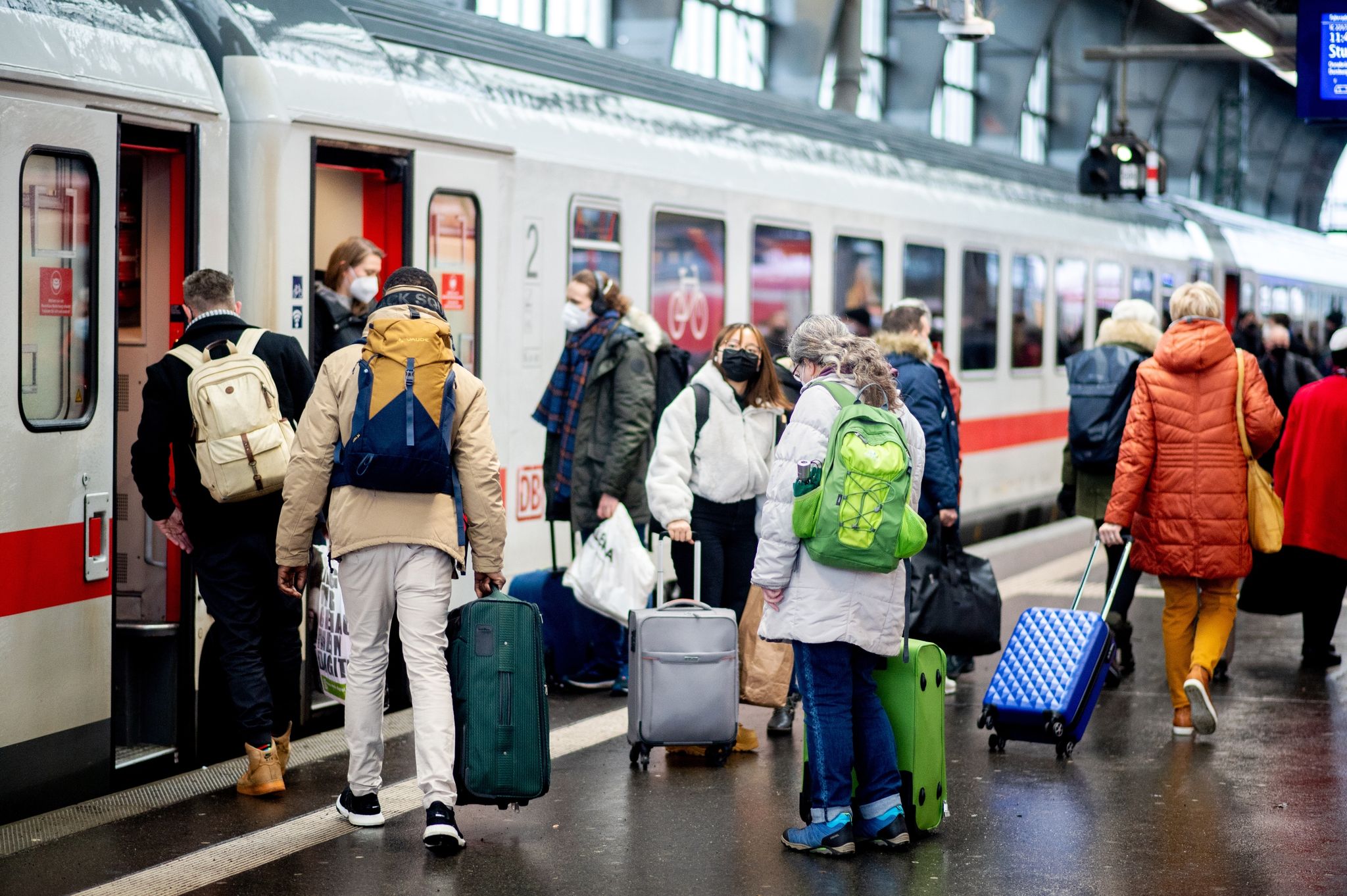 Maskenpflicht im Fernverkehr